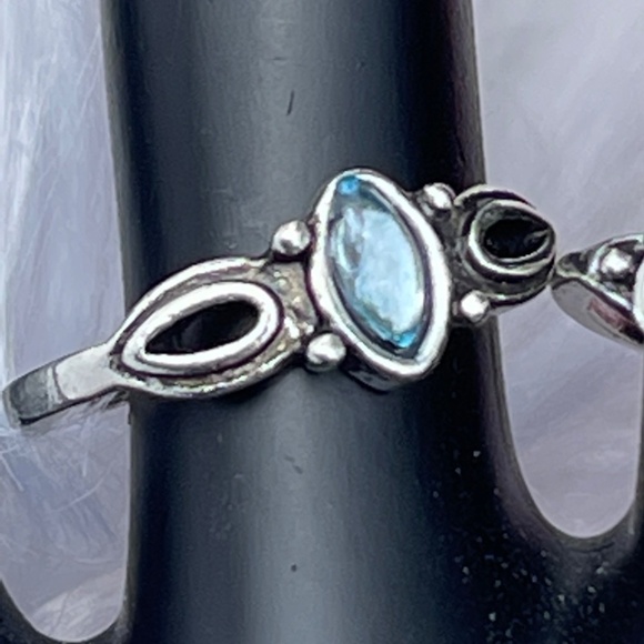 NEW 3/$12 Silvertone Band Rings Size 6 - Picture 7 of 10